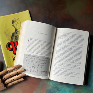 Boy by Roald Dahl-autobiography-vintage children's non-fiction book-view of the inside content
