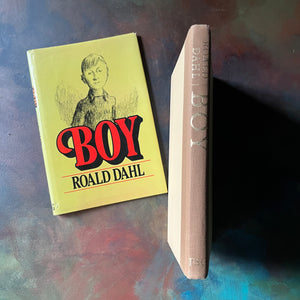 Boy by Roald Dahl-autobiography-vintage children's non-fiction book-view of the spine