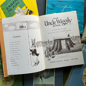 Dandelion Library Book Set of 7-vintage children's chapter books-classic children's literature-view of the title page for The Uncle Wiggily Book by Howard R. Garis