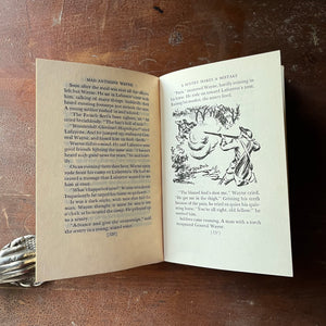 a Signature Series Book, vintage children's chapter book, living history book - Great Events in the Life of Mad Anthony Wayne written by Hazel Wilson with illustrations by Lawrence Beall Smith - view of the illustrations within the pages - in black & white