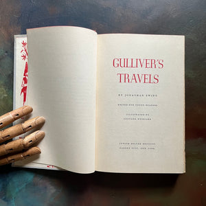 Gulliver's Travels written by Jonathan Swift with illustrations by Leonard Weisgard-junior deluxe edtiions book-vintage children's chapter book-view of the title page