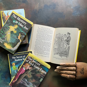 Nancy Drew Mystery Stories Starter Set-Books Three through Seven-vintage children's chapter books-Carolyn Keene-view of the illustrations