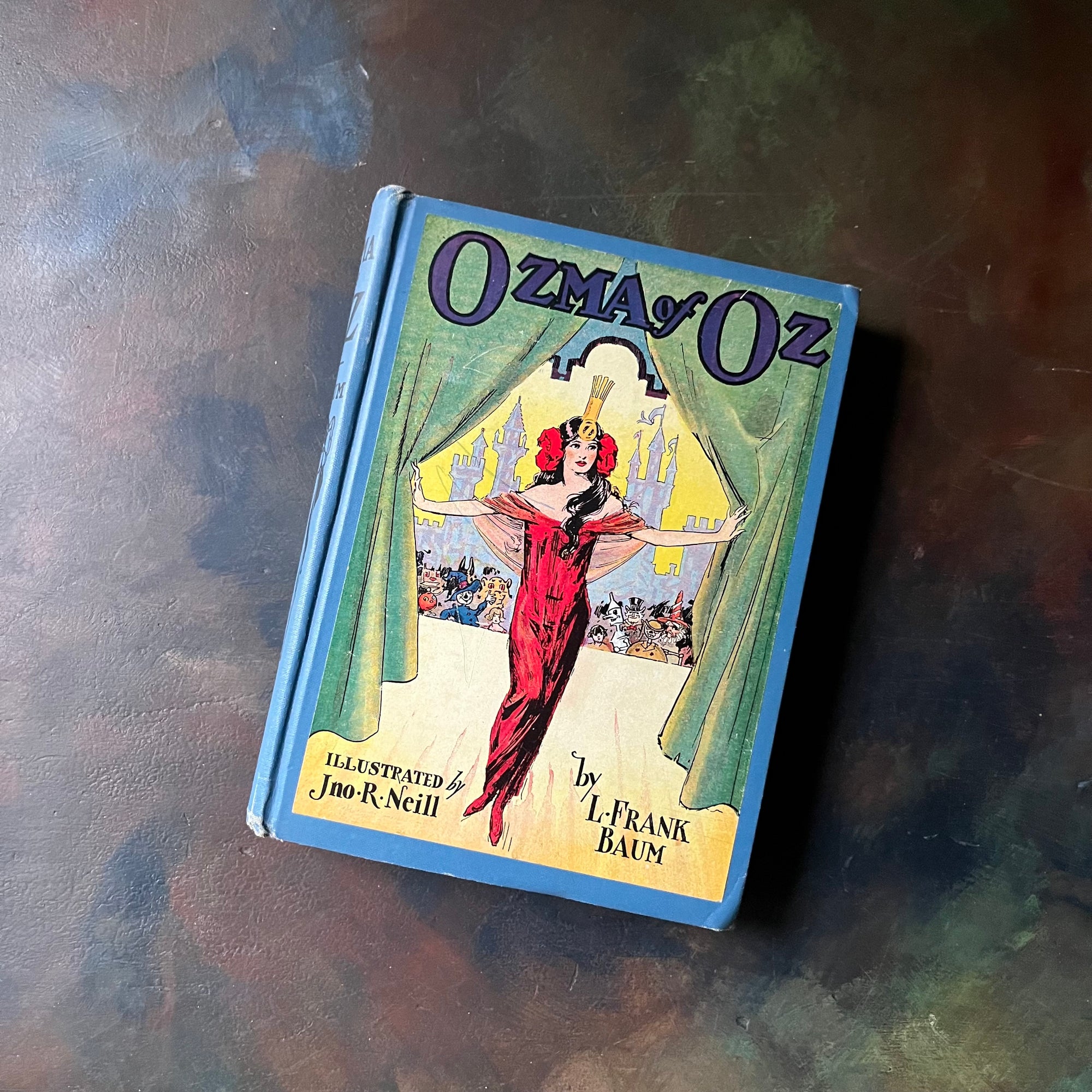 Ozma of Oz-L. Frank Baum-Wizard of Oz Book Series-vintage children's chapter book-vintage children's fiction-view of the front cover