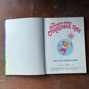 vintage children's picture book, 1980's Children's Literature - The Berenstain Bears' Christmas Tree written & illustrated by Stan and Jan Berenstain - view of the title page