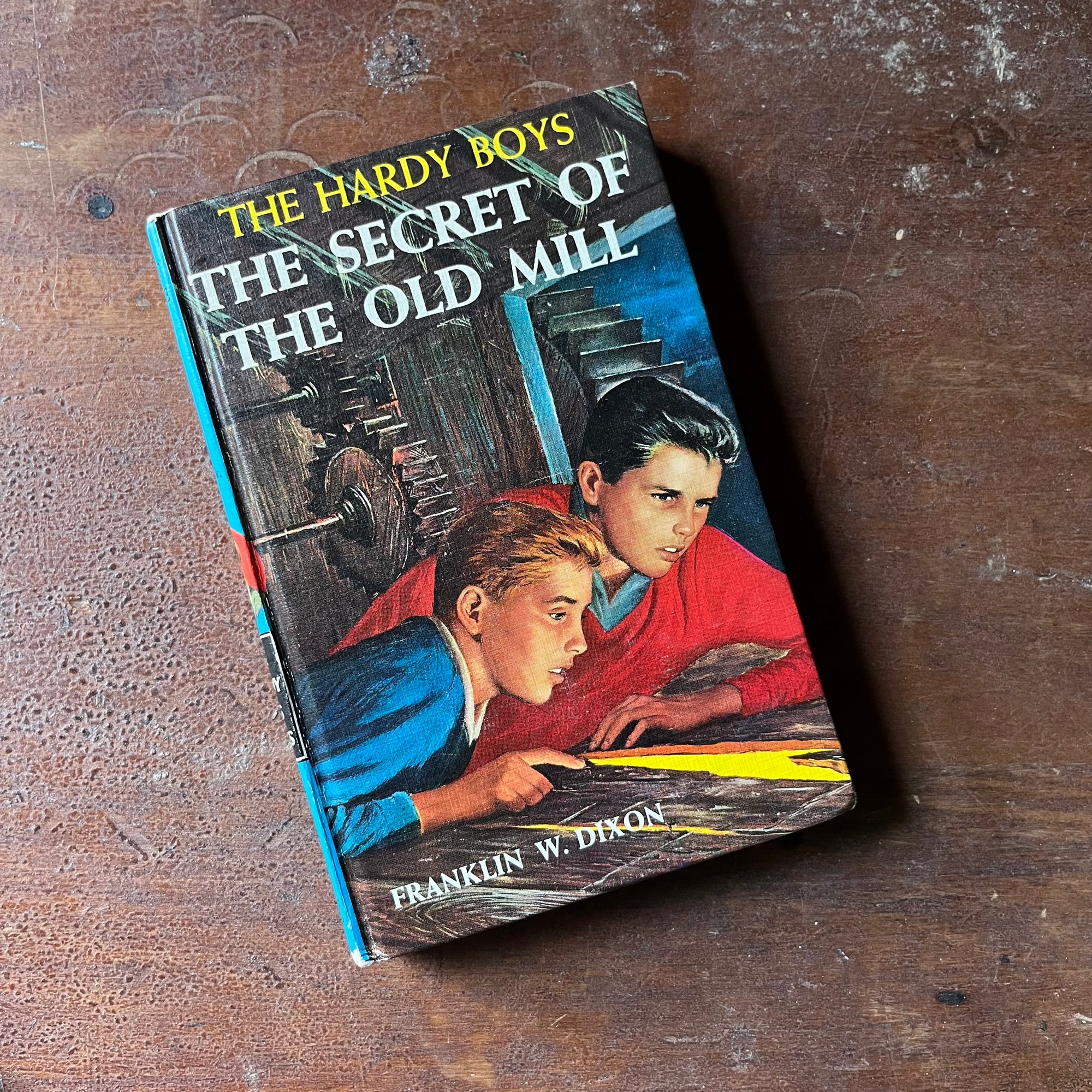 vintage children's chapter books, boys adventure book, The Hardy Boys Mystery Series - The Hardy Boys #3:  The Secret of The Old Mill written by Franklin W. Dixon - view of the front cover