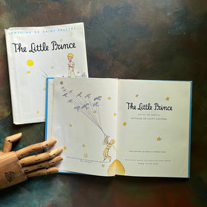 The Little Prince written & illustrated by Antoine de Saint-Exupery-vintage children's french chapter book-view of the title page