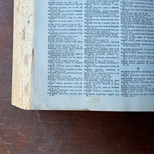 Webster's New Twentieth Century Unabridged Dictionary-1968 Edition-vintage dictionary-view of the condition at the bottom/back end of the book