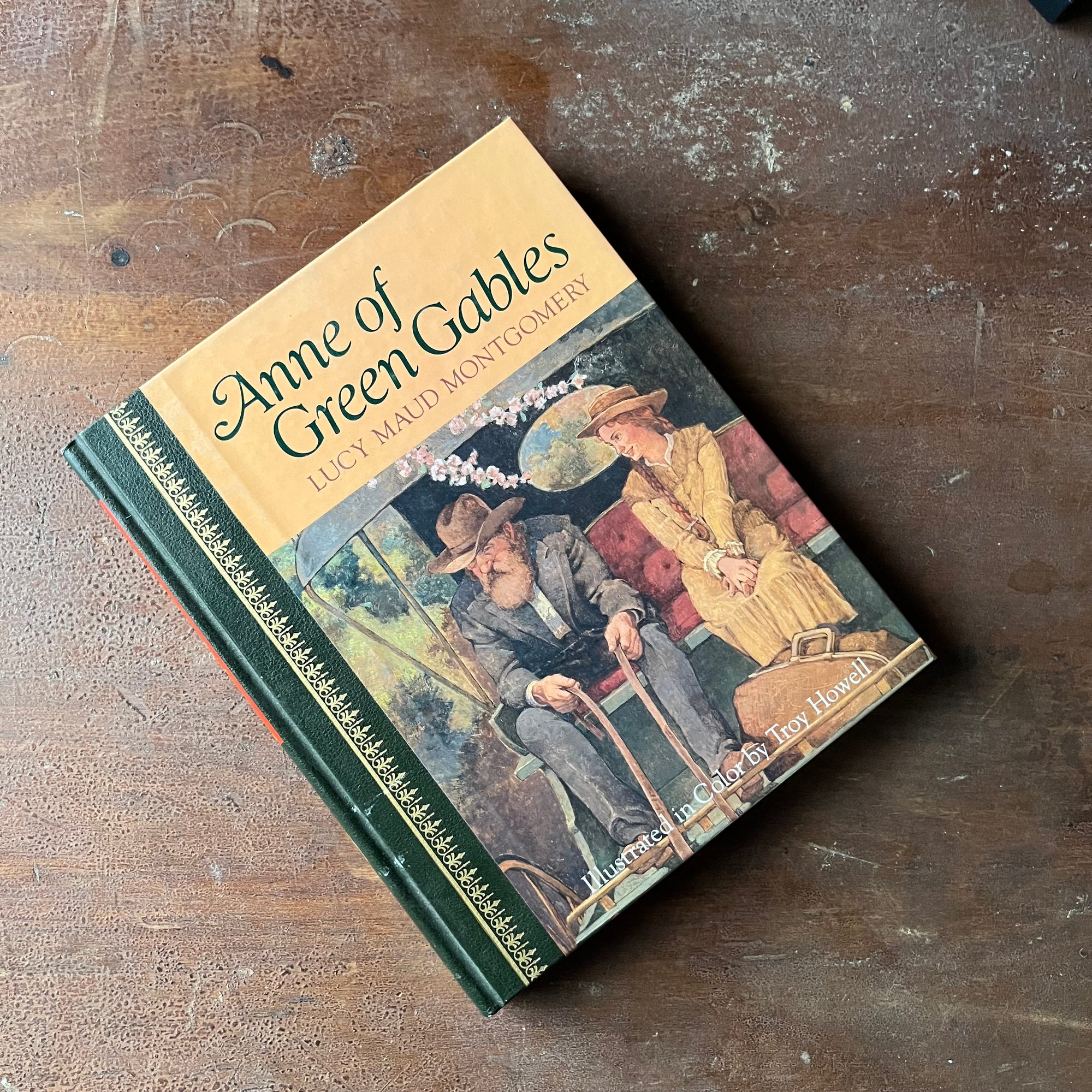 Log Cabin Vintage – vintage children’s book, children’s book, chapter book, Children's Classics Edition - Anne of Green Gables by Lucy Maud Montgomery with illustrations by Troy Howell - 1988 Children's Classics Edition - view of the front cover