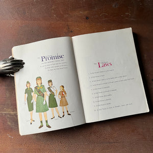 Junior Girl Scout Handbook - 1963 Edition - view of the girl scout promise & girl scout laws