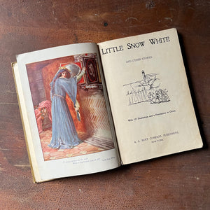 Little Snow White or the Magic Mirror - 1906 Edition - view of the title page