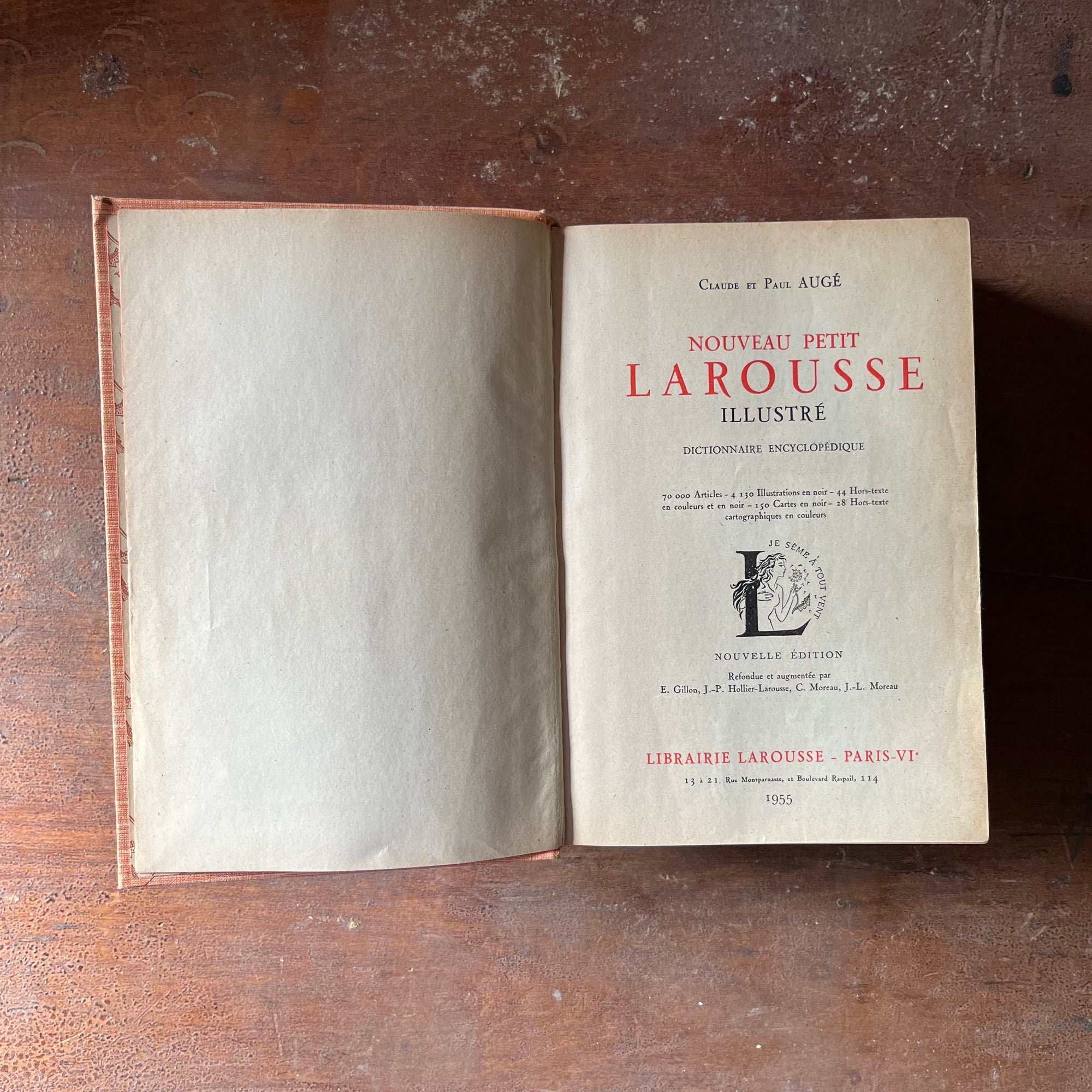 Nouveau Petit Larousse Illustre Dictionnaire Encyclopedique- 1955 Fren -  Log Cabin Vintage