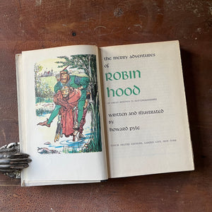 The Merry Adventures of Robin Hood - a 1955 Junior Deluxe Editions Children's Chapter Book - View of the title page