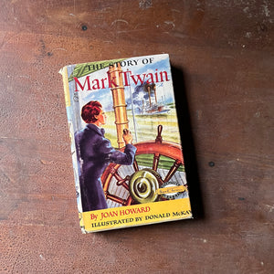 Signature Series The Story of Mark Twain - 1953 Children's Chapter Book - view of the dust jacket's front cover