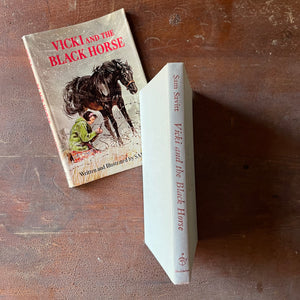 Vicki and the Black Horse by Sam Savitt - view of the embossed spine