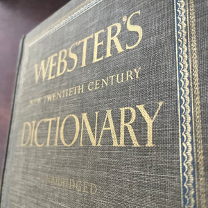 Log Cabin Vintage – vintage non-fiction, vintage dictionary - Webster's New Twentieth Century Dictionary Unabridged by Noah Webster and Jean L. McKechnie 1966 Second Edition - view of the closeup of the embossed front cover