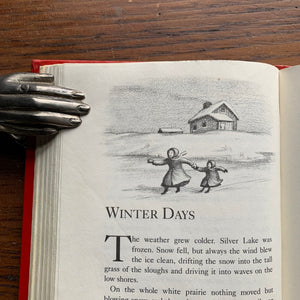 Log Cabin Vintage – vintage children’s book, children’s book, chapter book, Little House on the Prairie Series – By the Shores of Silver Lake by Laura Ingalls Wilder with Illustrations by Garth Williams - view of the illustrations